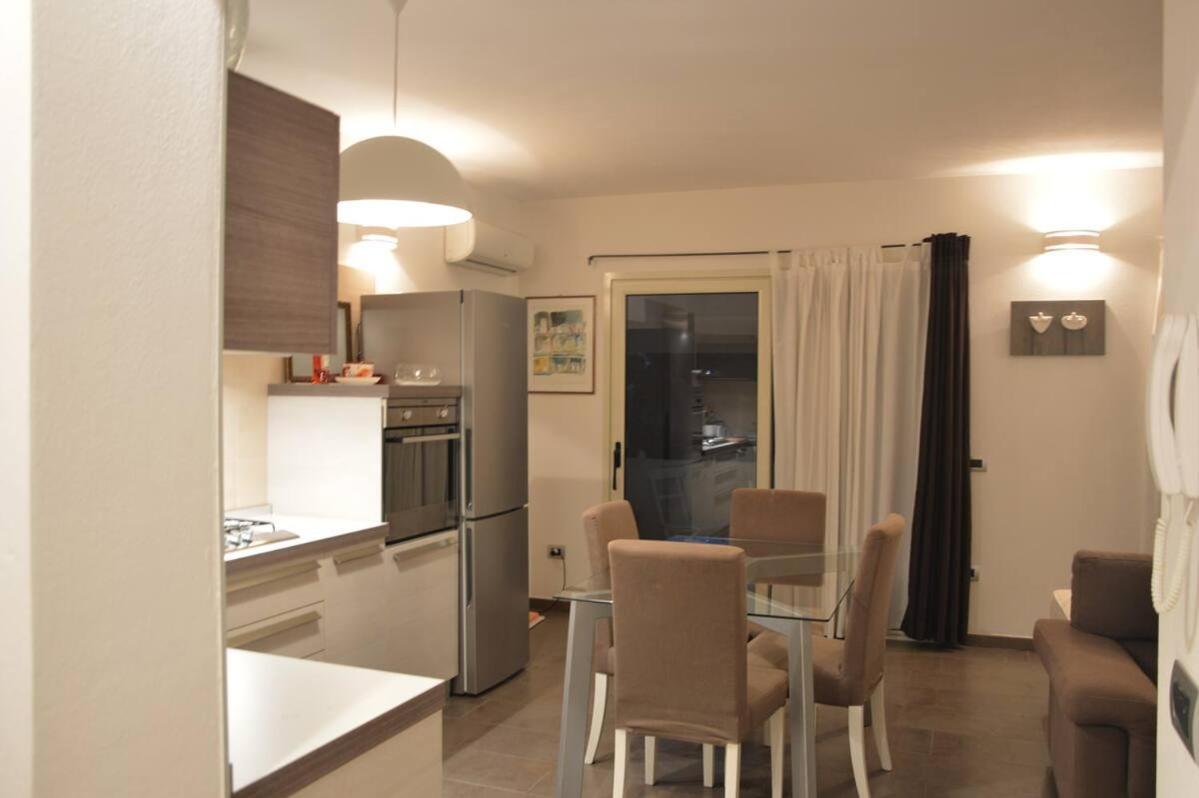 Casa Vacanze Rocco Àrbatax Eksteriør billede